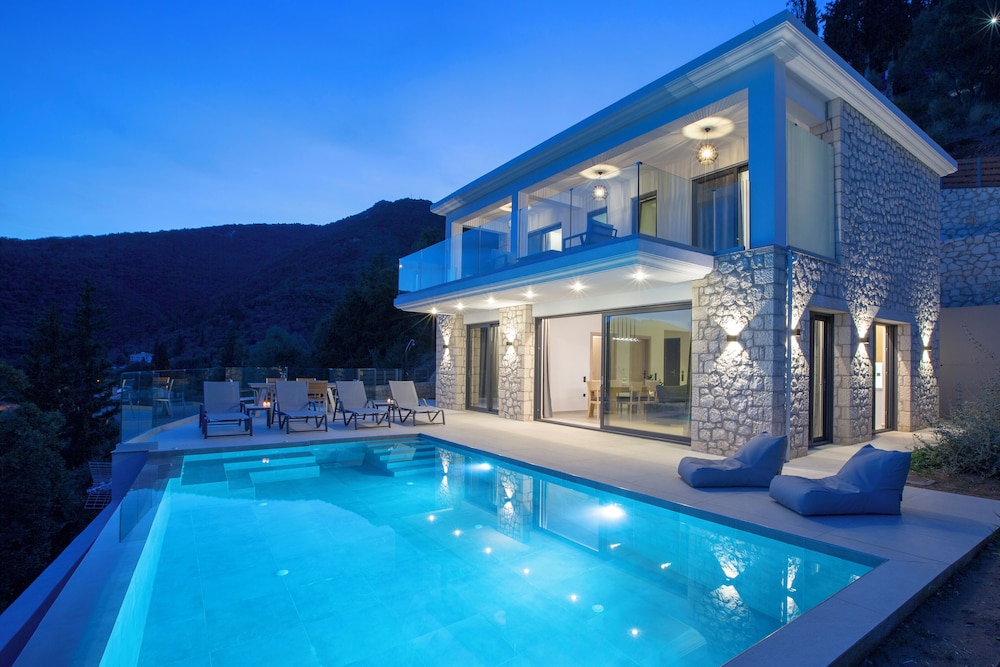 casa smaragdi villas