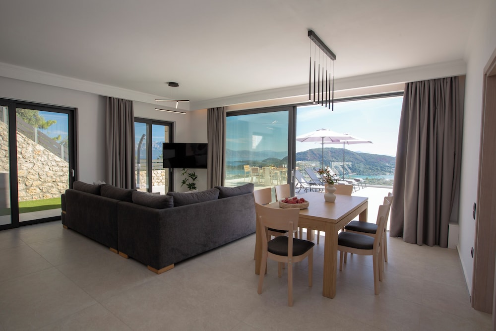 casa smaragdi villas