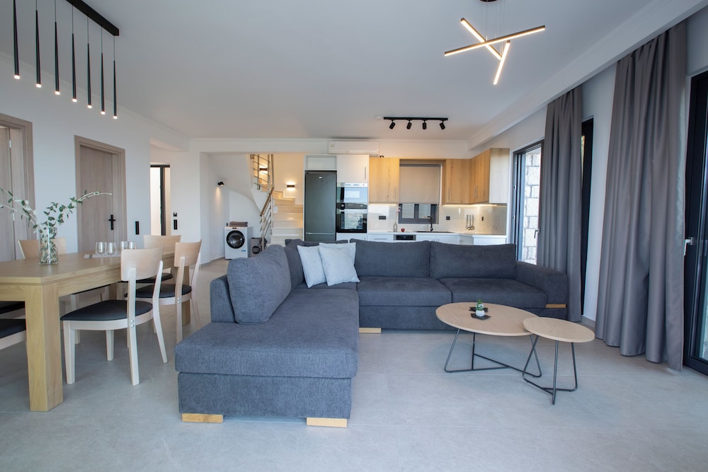 casa smaragdi villas