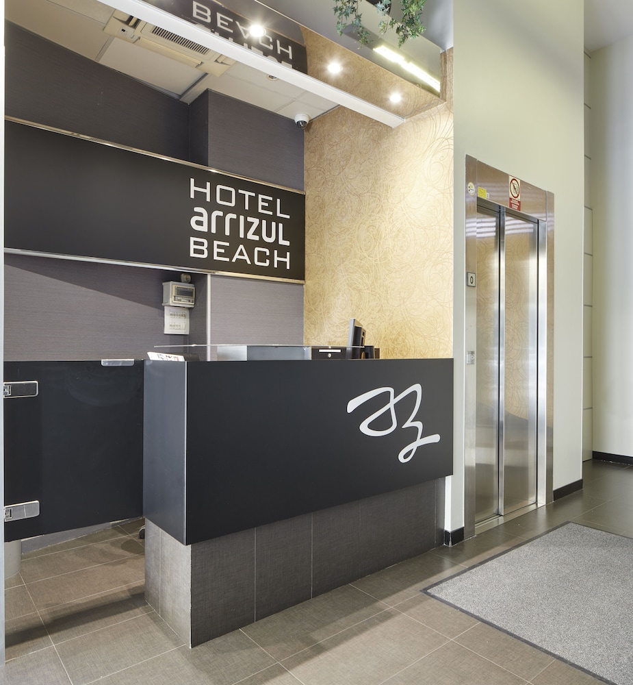 hotel arrizul beach