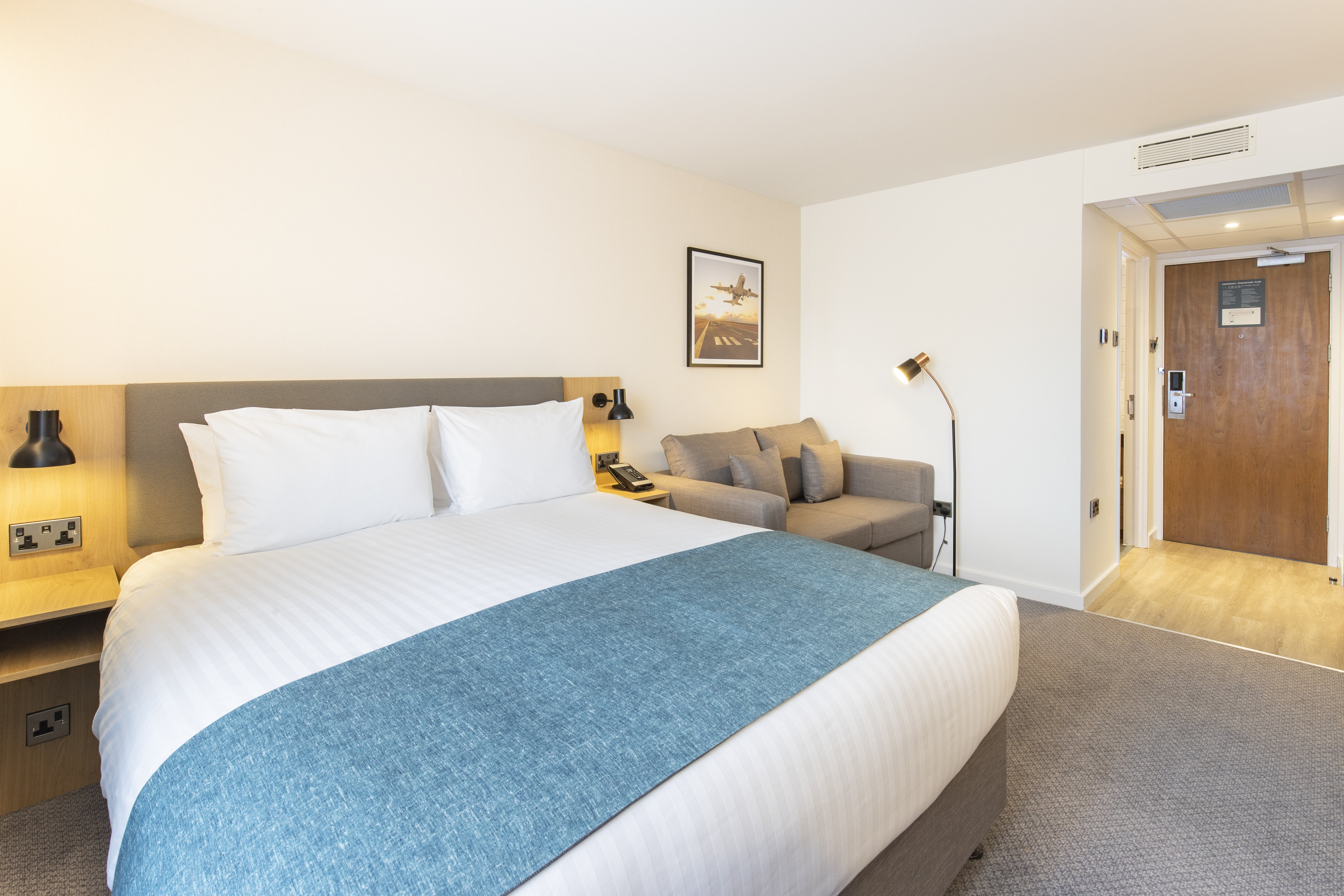holiday inn bristol airport by ihg