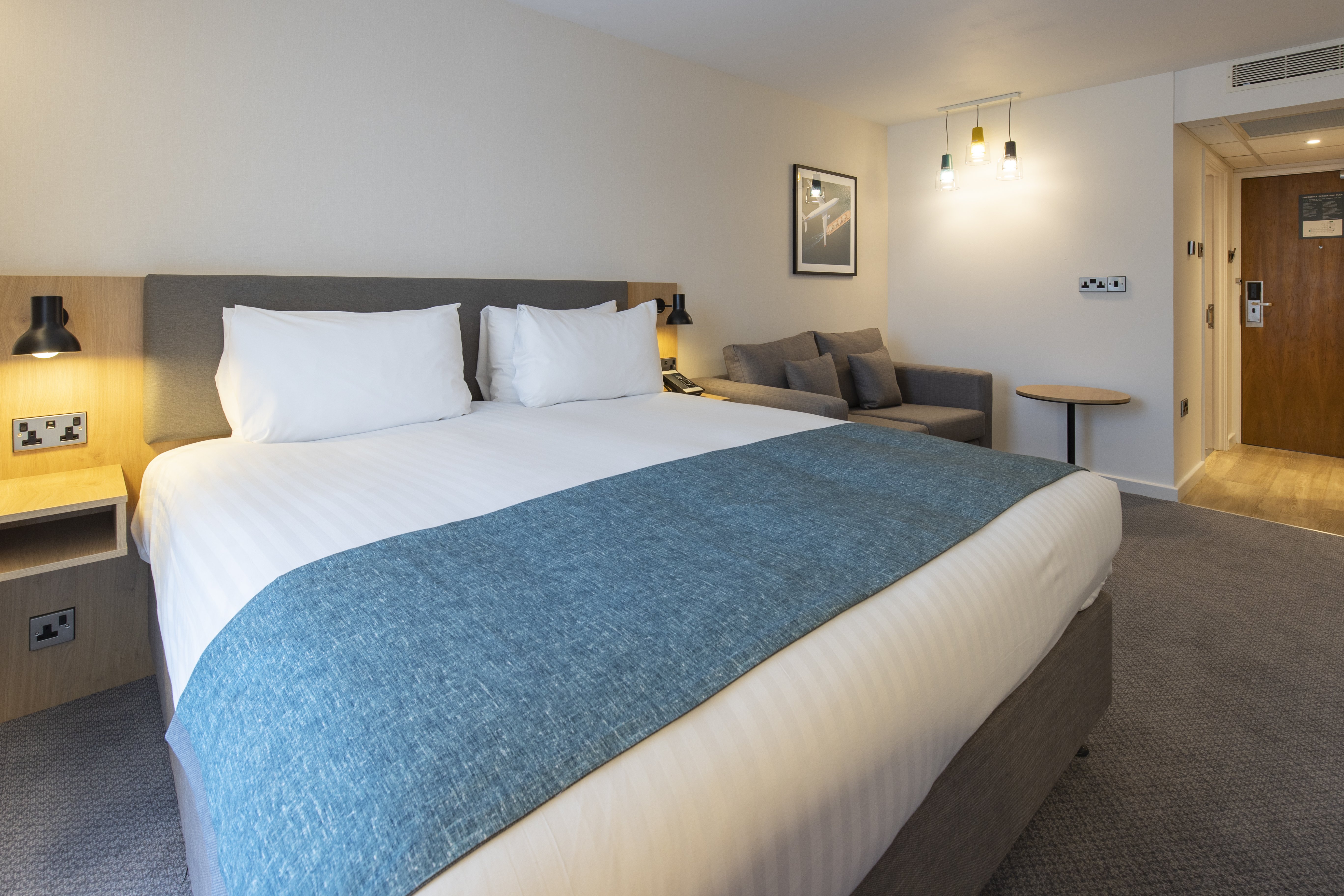 holiday inn bristol airport by ihg