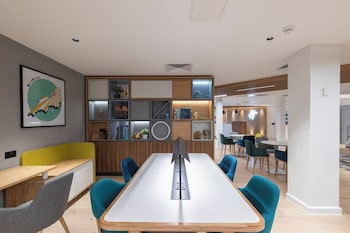 Holiday Inn Bristol Airport By Ihg,Bristol Airport>>Bristol,4 star