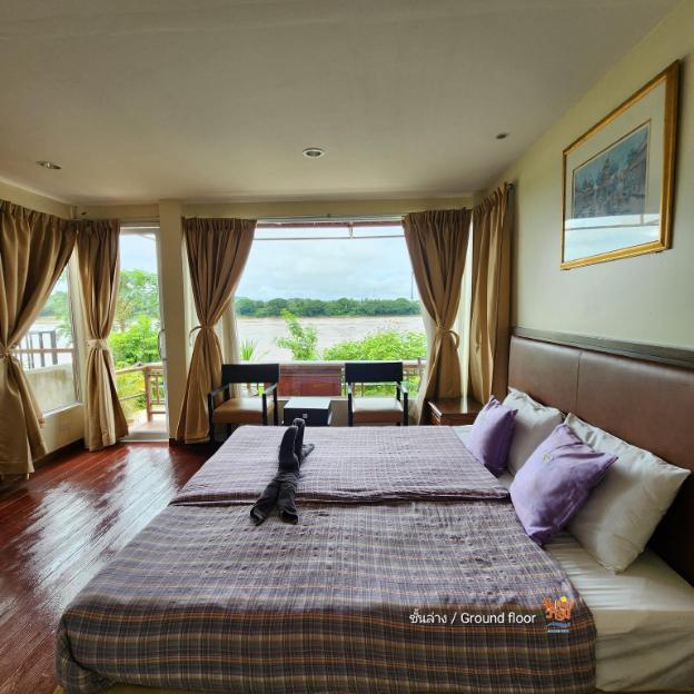 chandra varin pano view