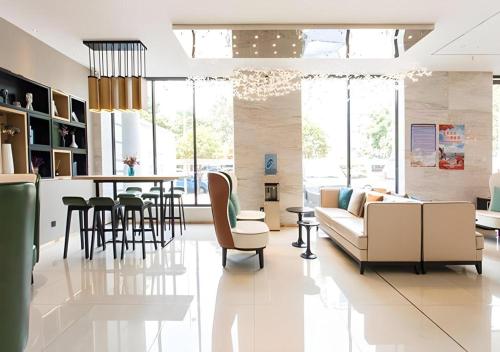 city comfort inn liuzhou chengzhong wanda customs