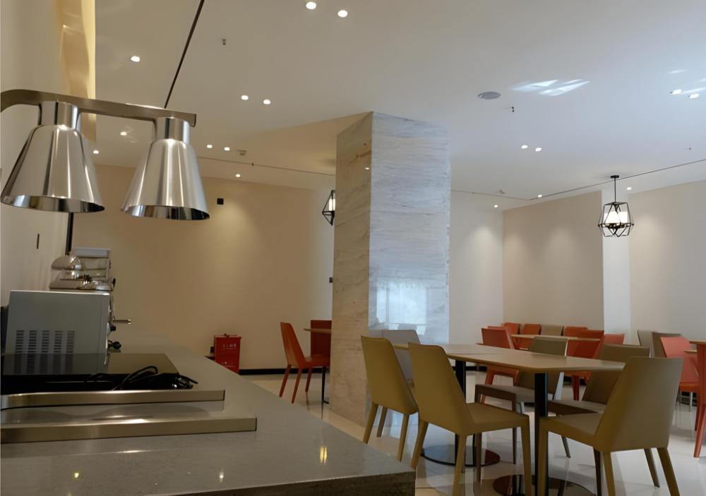 city comfort inn liuzhou rongshui binjiang road