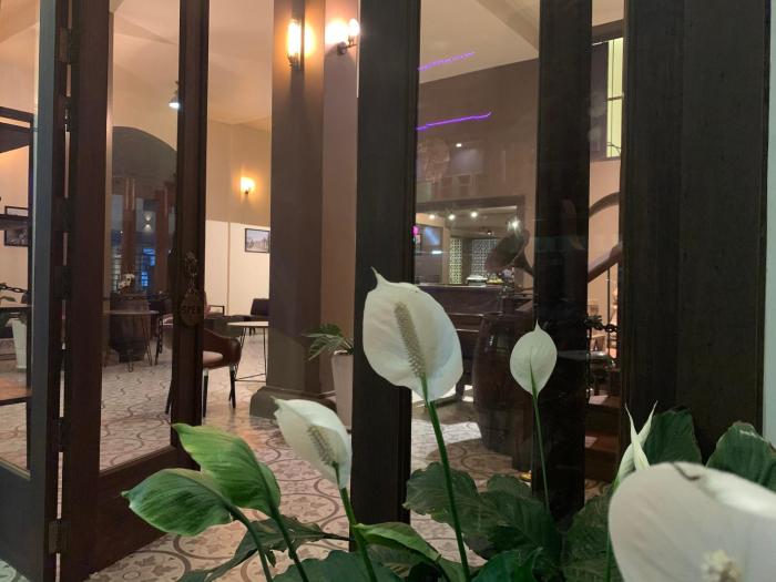 the j break boutique