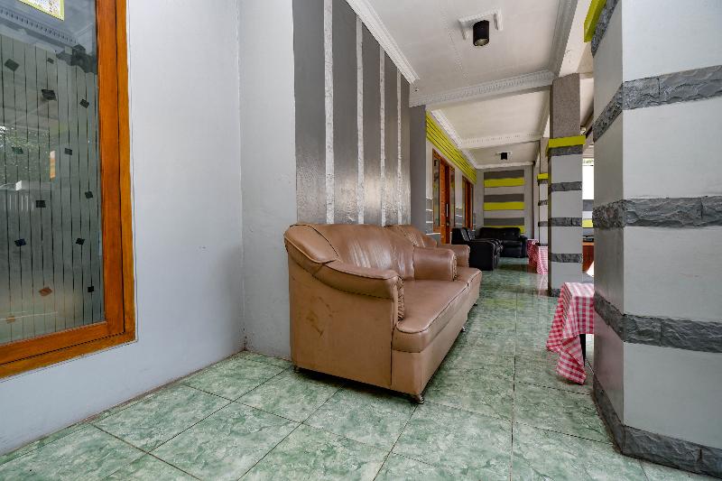 spot on 2171 griya sakura syariah