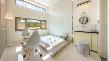 gangneung cresso pension