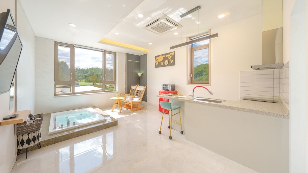 gangneung cresso pension