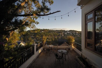 moon valley dalat hotel