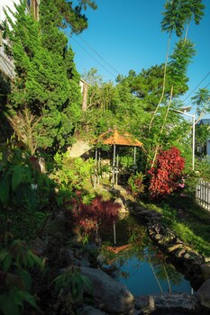 moon valley dalat hotel