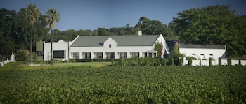 val du charron guest house and wine estate
