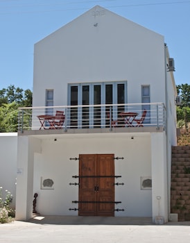 val du charron guest house and wine estate