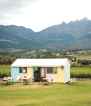 val du charron guest house and wine estate