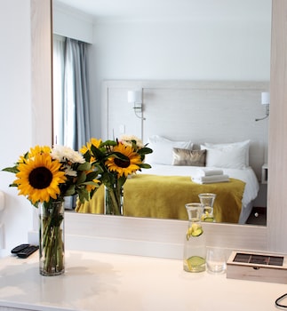 val du charron guest house and wine estate