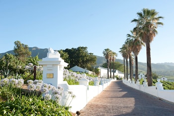 val du charron guest house and wine estate