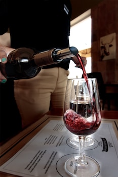 val du charron guest house and wine estate