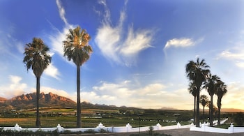 val du charron guest house and wine estate