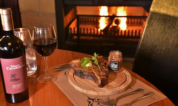 val du charron guest house and wine estate