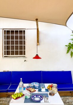 borgo dei saraceni domus indomita