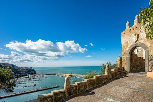 Borgo Dei Saraceni - Domus Indomita,Salerno>>Agropoli,0 star