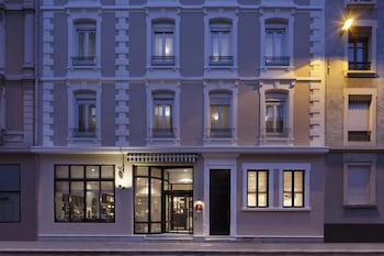Maison Barbillon Grenoble - Centre Gare,Near Dauphinois Museum,3 star
