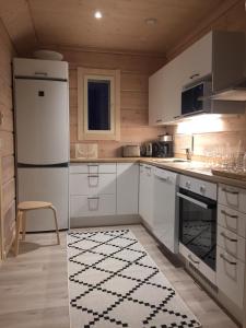 iisakki village