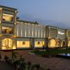 Mayur,Lakhimpur>>Gonda,2.5 star