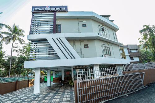 gateway airport hotel
