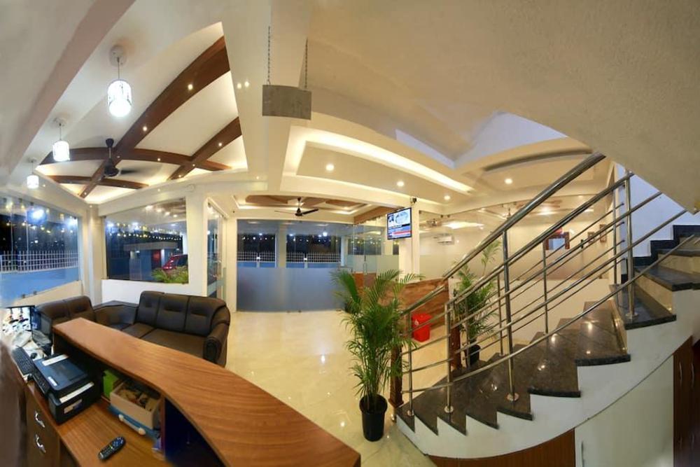 gateway airport hotel