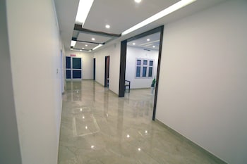 gateway airport hotel