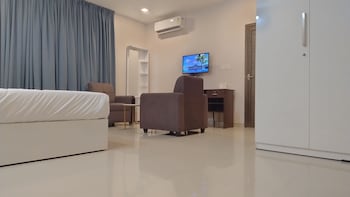 gateway airport hotel