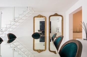 Ab Ljubljana-The Princess Castle Triplex,,0 star