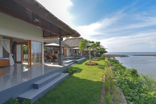 manik segara villas