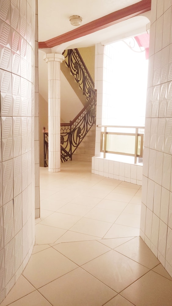 kp hotel cotonou