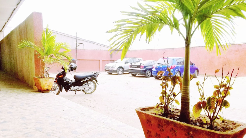 kp hotel cotonou