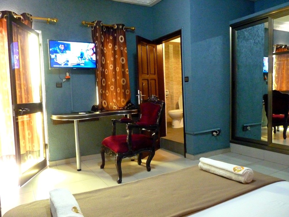 kp hotel cotonou