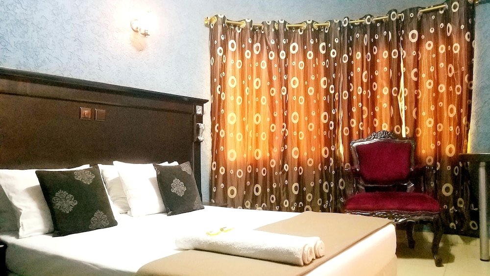 kp hotel cotonou