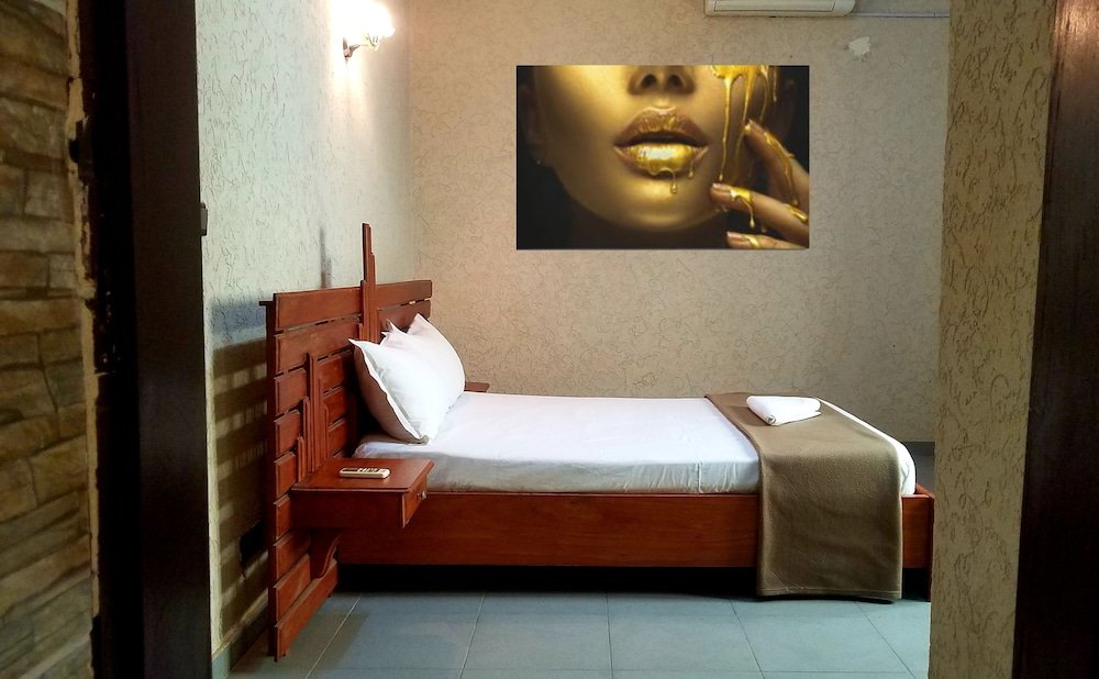 kp hotel cotonou