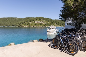mljet