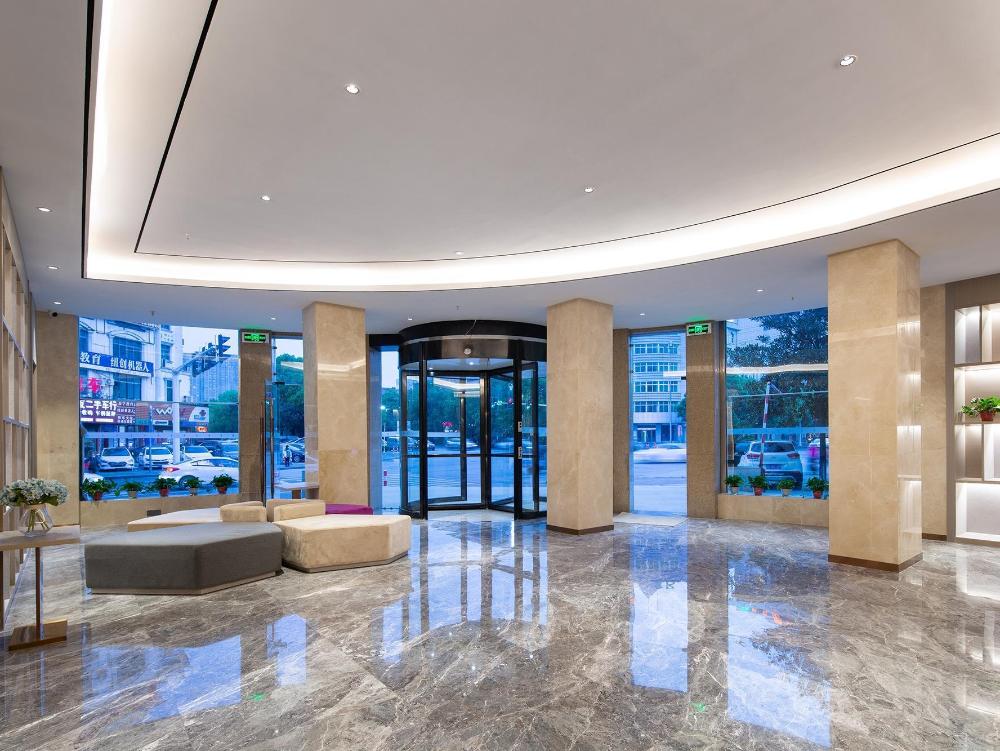 lavande hotel wal mart store east yueyang high speed railway station