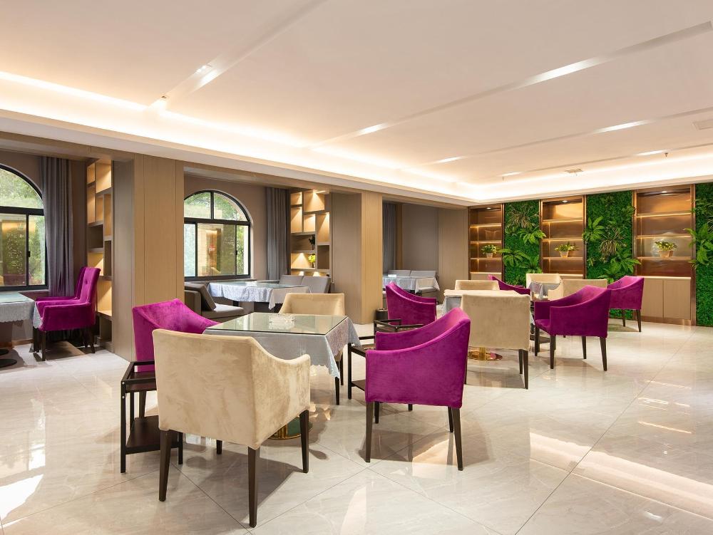 lavande hotel wal mart store east yueyang high speed railway station