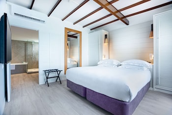 doubletree by hilton noumea ilot maitre resort