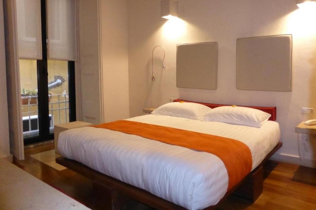 Micalo Art Rooms (Ex Micalo Boutique Hotel),Chiaia>>Campania,3 star