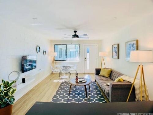 primo old town location with heated pool