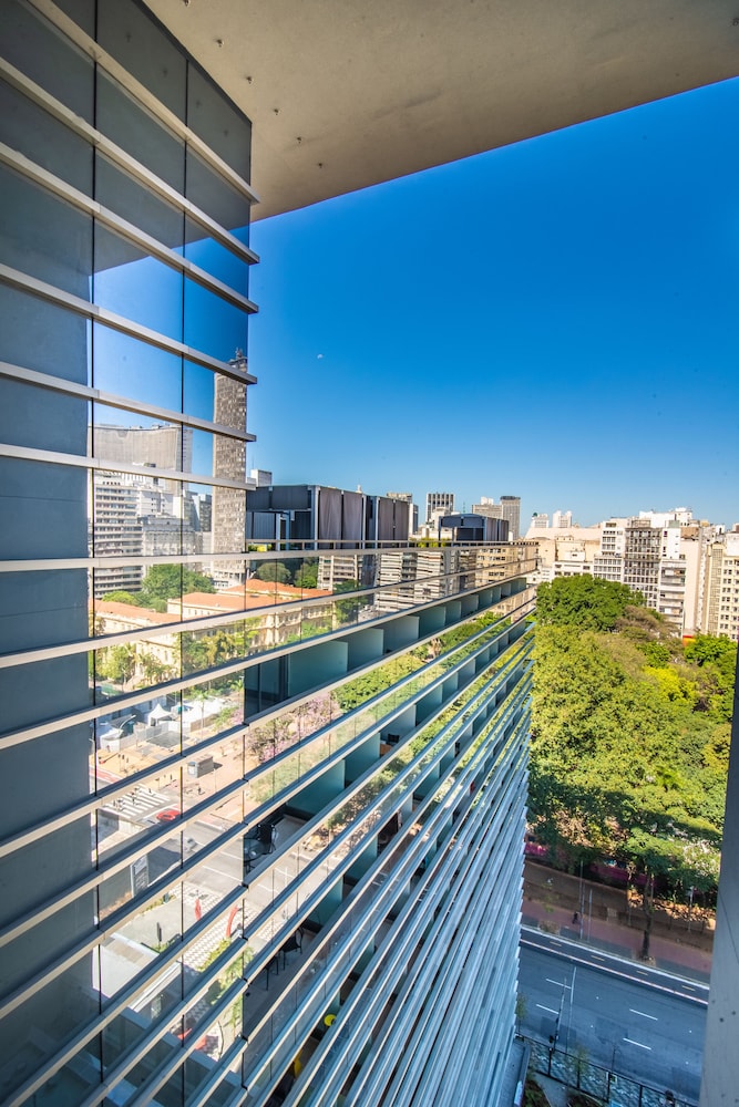 360 suites republica