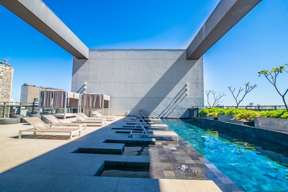 360 suites republica