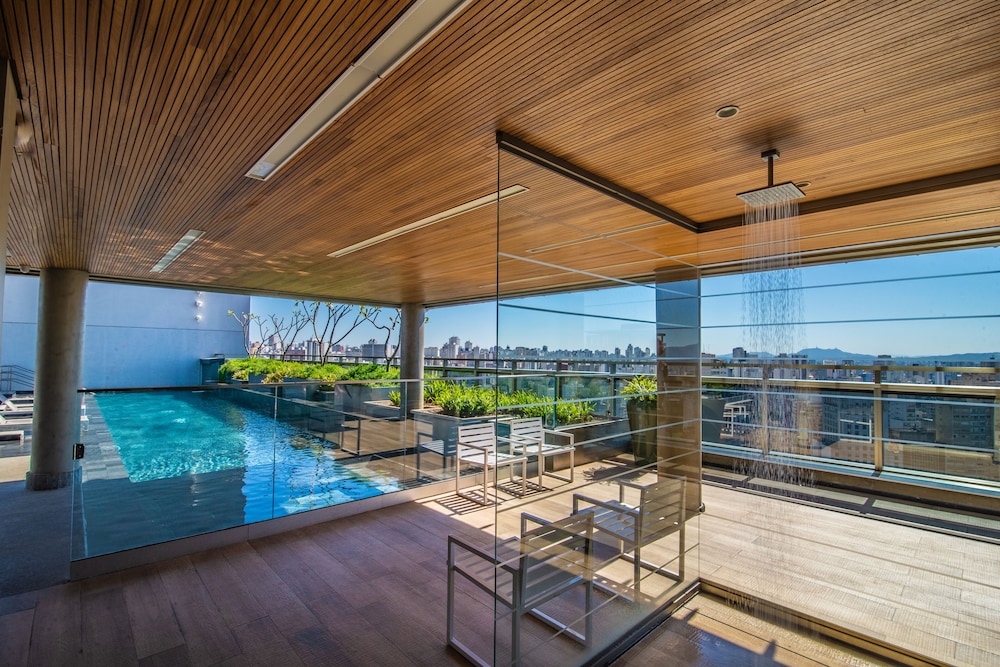 360 suites republica