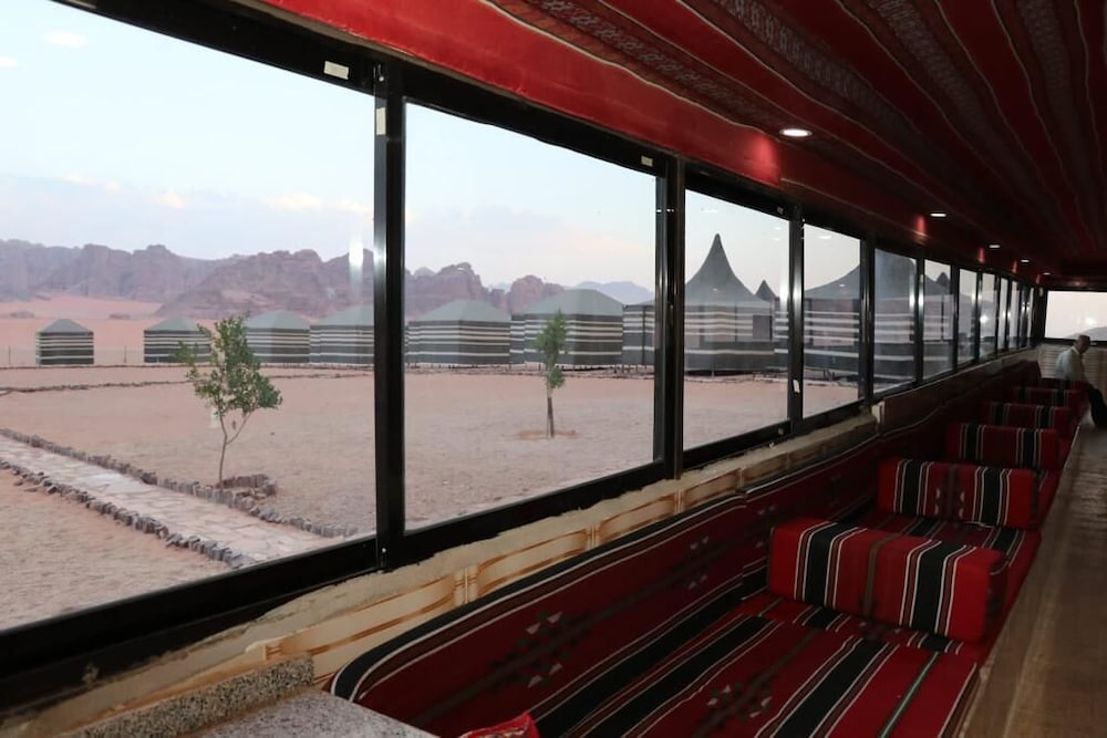 wadi rum boutique camp and jeep tour